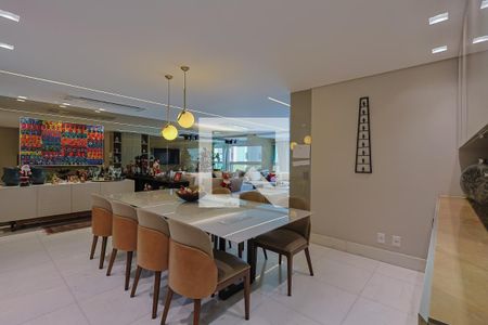 Sala de apartamento à venda com 4 quartos, 195m² em Sion, Belo Horizonte