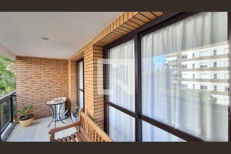 Varanda de apartamento à venda com 3 quartos, 147m² em Alto da Lapa, São Paulo