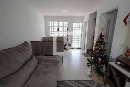 Sala de casa de condomínio à venda com 3 quartos, 120m² em Utinga, Santo André