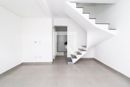 Sala de casa de condomínio à venda com 2 quartos, 87m² em Itaquera, São Paulo