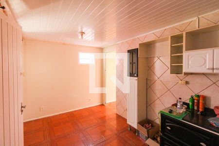 Cozinha de casa de condomínio para alugar com 2 quartos, 150m² em Olaria, Canoas
