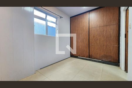 Quarto de casa para alugar com 1 quarto, 62m² em Morro Nova Cintra, Santos