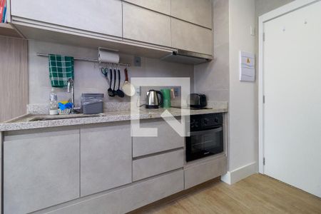 Cozinha de apartamento para alugar com 1 quarto, 36m² em Campo Belo, São Paulo
