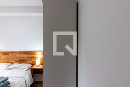 Quarto de apartamento à venda com 1 quarto, 32m² em Indianópolis, São Paulo