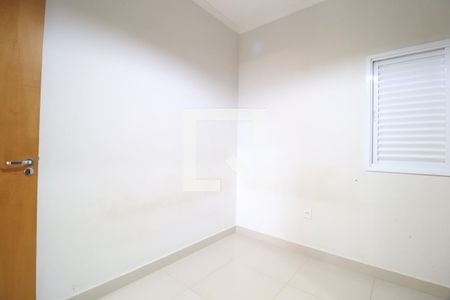 Quarto 1 de apartamento para alugar com 2 quartos, 61m² em Novo Mundo, Uberlândia