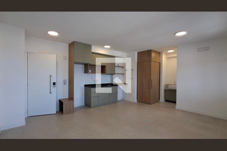 Living de kitnet/studio para alugar com 1 quarto, 46m² em Centro, Campinas