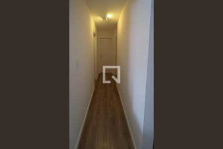 Corredor de apartamento para alugar com 2 quartos, 58m² em Chácara Inglesa, São Paulo