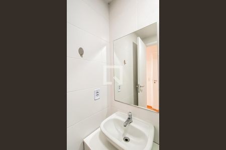 Banheiro da Suíte de apartamento à venda com 2 quartos, 54m² em Chácara Cruzeiro do Sul, São Paulo