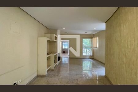 Sala de casa à venda com 4 quartos, 360m² em Vila Madalena, São Paulo