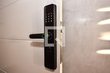 Fechadura Eletrônica de apartamento para alugar com 3 quartos, 145m² em Jardim Caboré, São Paulo