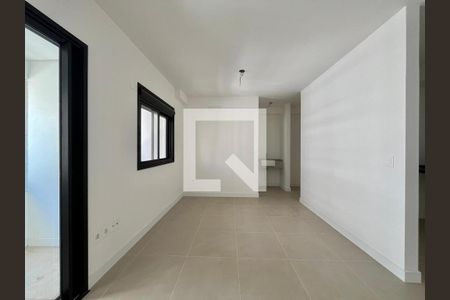 Sala de kitnet/studio para alugar com 1 quarto, 57m² em Centro, Campinas