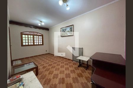 Sala 1 de casa à venda com 4 quartos, 218m² em Conjunto Residencial Butanta, São Paulo