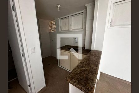 Cozinha de apartamento para alugar com 1 quarto, 50m² em Ilha Porchat, São Vicente