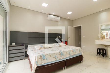 Suíte de casa à venda com 4 quartos, 292m² em Vila Maria Alta, São Paulo