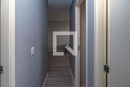 corredor para os cômodos_2 de apartamento para alugar com 3 quartos, 75m² em Vila da Saúde, São Paulo