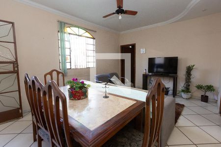 Casa para alugar com 4 quartos, 160m² em Eldorado, Contagem