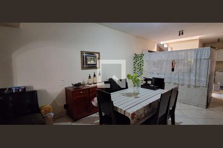 Sala de casa à venda com 3 quartos, 250m² em Rudge Ramos, São Bernardo do Campo