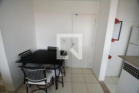Sala de apartamento à venda com 2 quartos, 47m² em Vila 31 de Março, Campinas