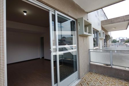 Varanda de apartamento à venda com 3 quartos, 214m² em Jacarepaguá, Rio de Janeiro