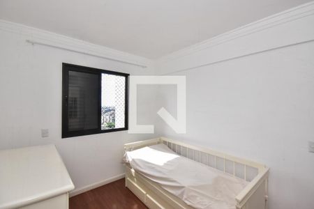Quarto de apartamento à venda com 2 quartos, 72m² em Jardim Maria Rosa, Taboão da Serra