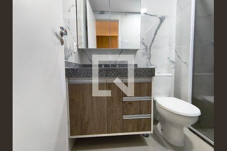 Banheiro de kitnet/studio para alugar com 1 quarto, 24m² em Vila Mariana, São Paulo