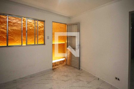 Casa para alugar com 1 quarto, 190m² em Jardim Catarina, São Paulo