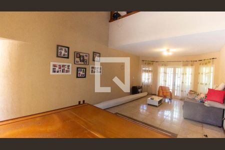 Casa para alugar com 4 quartos, 500m² em Camboinhas, Niterói