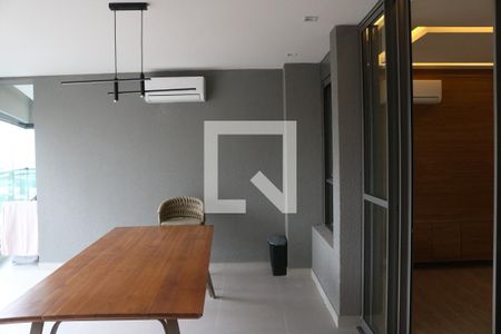 Varanda de apartamento para alugar com 3 quartos, 136m² em Jardim das Perdizes, São Paulo