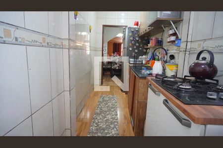 Cozinha de casa à venda com 2 quartos, 70m² em Campo Novo, Porto Alegre