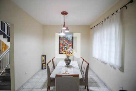 Sala de apartamento para alugar com 2 quartos, 170m² em Miguel Couto, Nova Iguaçu
