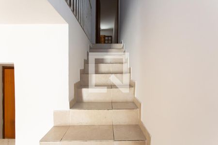 Escada de casa de condomínio à venda com 3 quartos, 130m² em Itaquera, São Paulo