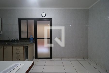 Cozinha de apartamento para alugar com 3 quartos, 80m² em Jardim Sao Luiz, Ribeirão Preto