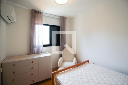 Quarto  de apartamento para alugar com 1 quarto, 38m² em Indianópolis, São Paulo