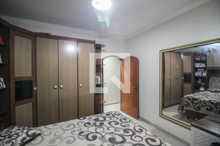 Quarto 1 de casa para alugar com 2 quartos, 105m² em Vista Alegre, Nova Iguaçu