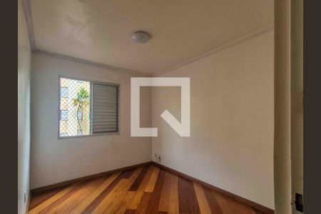 Quarto 2 de apartamento para alugar com 3 quartos, 67m² em Jardim Dabril, São Paulo