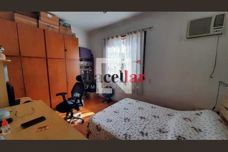 Casa à venda com 3 quartos, 216m² em Riachuelo, Rio de Janeiro