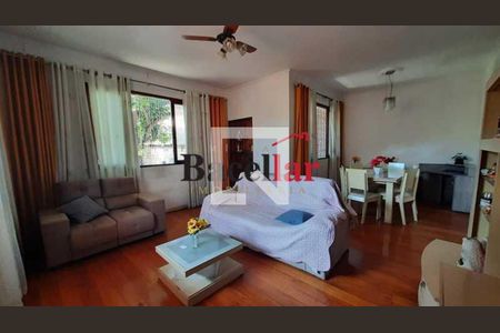 Casa à venda com 3 quartos, 216m² em Riachuelo, Rio de Janeiro