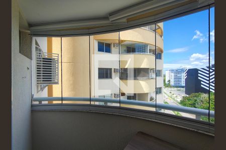 Varanda - Sala de apartamento para alugar com 1 quarto, 57m² em Barra da Tijuca, Rio de Janeiro