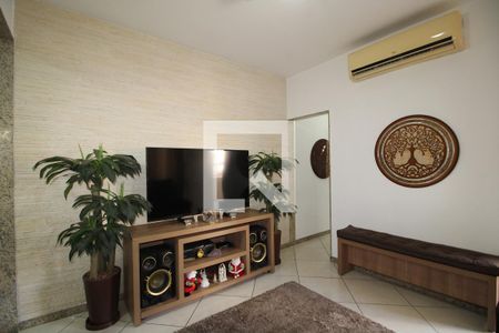 Edícula - Sala de casa de condomínio à venda com 6 quartos, 315m² em Jacarepaguá, Rio de Janeiro