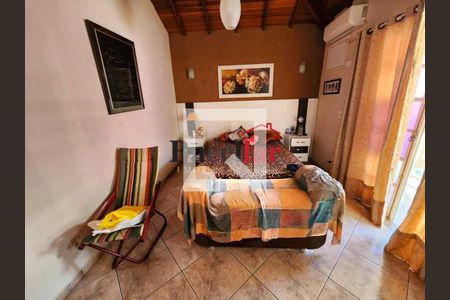 Casa de Condomínio à venda com 5 quartos, 196m² em Taquara, Rio de Janeiro