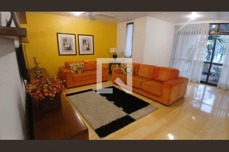 Casa à venda com 4 quartos, 578m² em Riachuelo, Rio de Janeiro