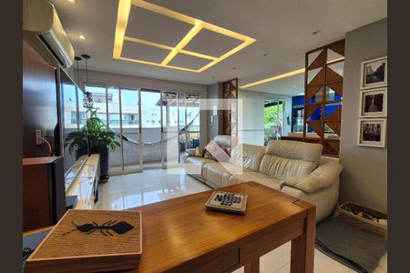 Sala  de apartamento à venda com 3 quartos, 245m² em Recreio dos Bandeirantes, Rio de Janeiro