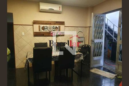 Casa à venda com 3 quartos, 95m² em Inhaúma, Rio de Janeiro