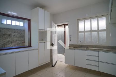 Cozinha de casa para alugar com 4 quartos, 360m² em Piratininga, Niterói