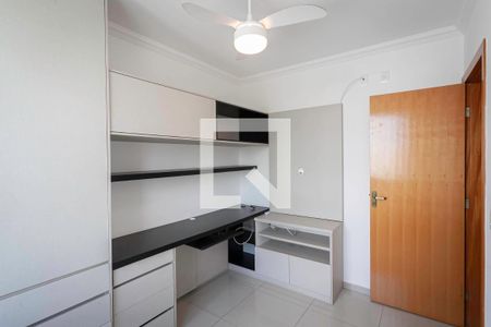 Quarto de apartamento para alugar com 2 quartos, 55m² em Castelo, Belo Horizonte