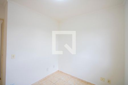 Quarto 2 de apartamento para alugar com 2 quartos, 49m² em Cidade São Jorge, Santo André