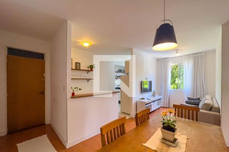 Sala de apartamento para alugar com 2 quartos, 57m² em Vila Monumento, São Paulo