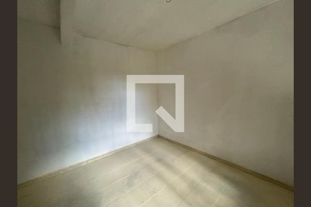 Quarto 1 de casa para alugar com 2 quartos, 50m² em Jardim Sulacap, Rio de Janeiro