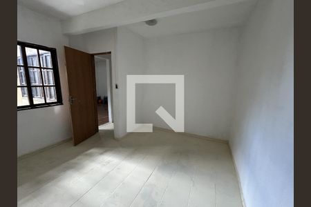 Quarto 1 de casa para alugar com 2 quartos, 50m² em Jardim Sulacap, Rio de Janeiro
