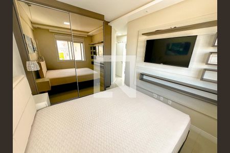 Suíte de apartamento para alugar com 2 quartos, 120m² em Canasvieiras, Florianópolis